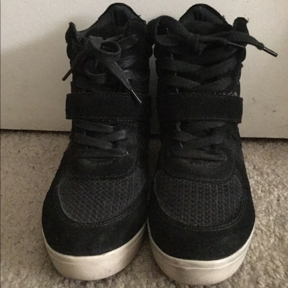 Steve Madden Olympia wedge sneakers